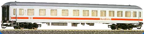 Passenger car 1st class with Board-Bistro in latest Intercity li<br /><a href='images/pictures/Tillig/13682.jpg' target='_blank'>Full size image</a>